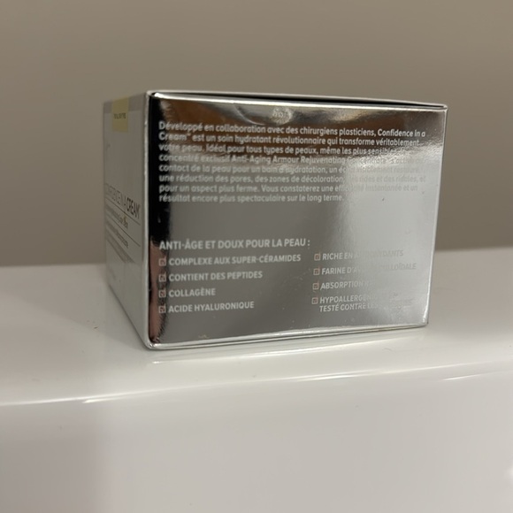 confidence in a cream - Picture 8 of 10